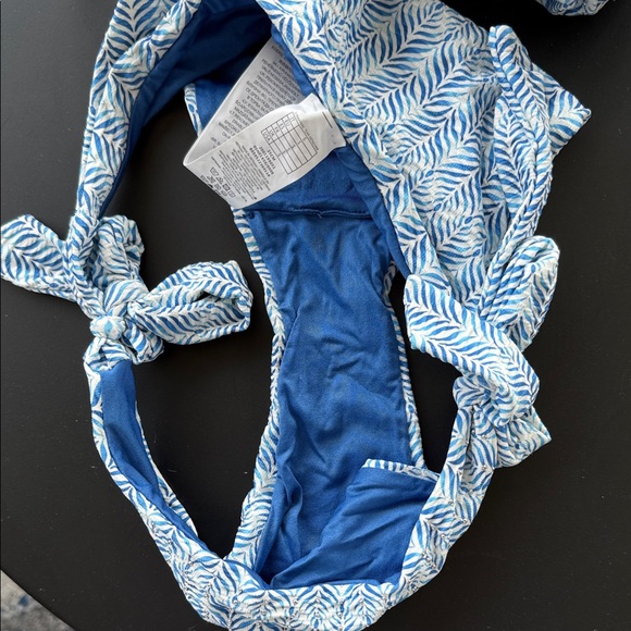 Blue Patterned Bikini Set - Picture 7 of 8